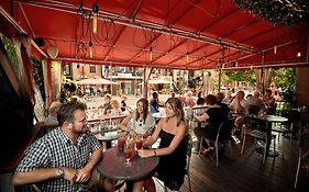 Petit Hotel - Cafe Krieghoff